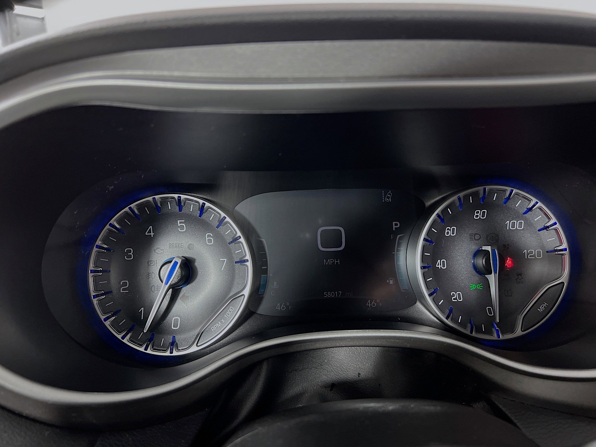 Used 2024 Chrysler Pacifica Touring-L image 21