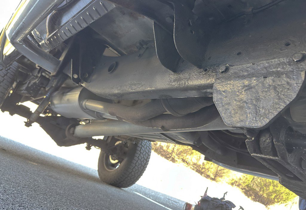 Used 2005 GMC Sierra 3500 SLT image 35