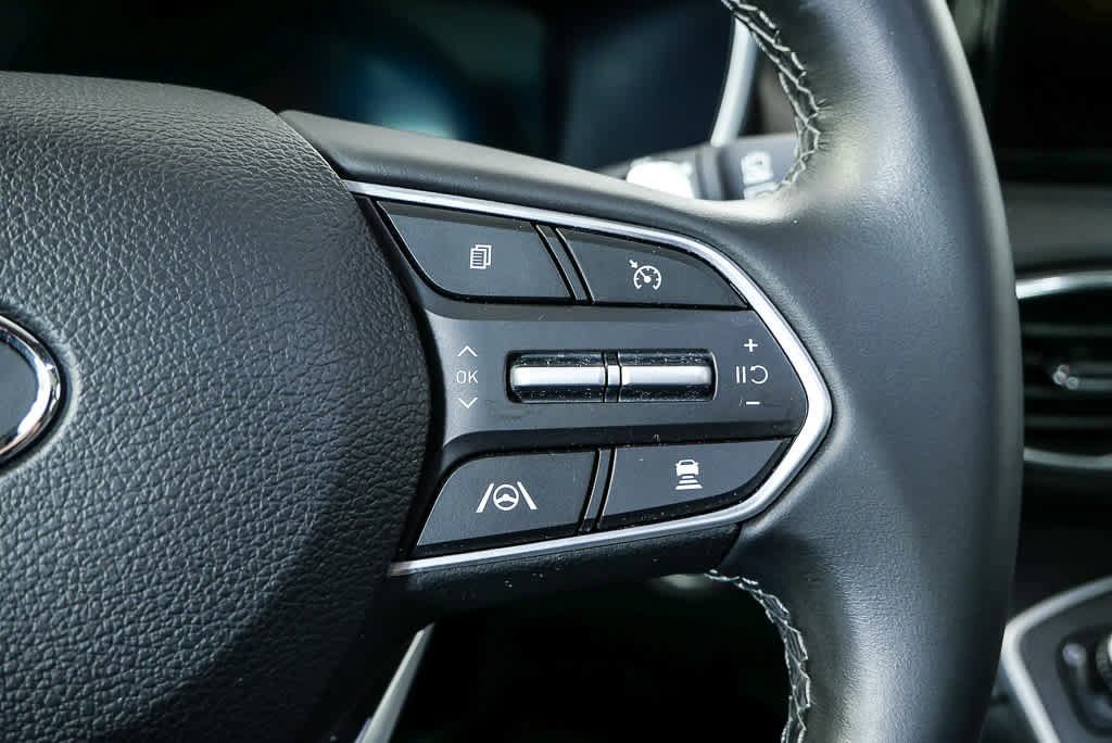 Certified 2023 Hyundai Santa Fe SEL w/ Premium Package image 12