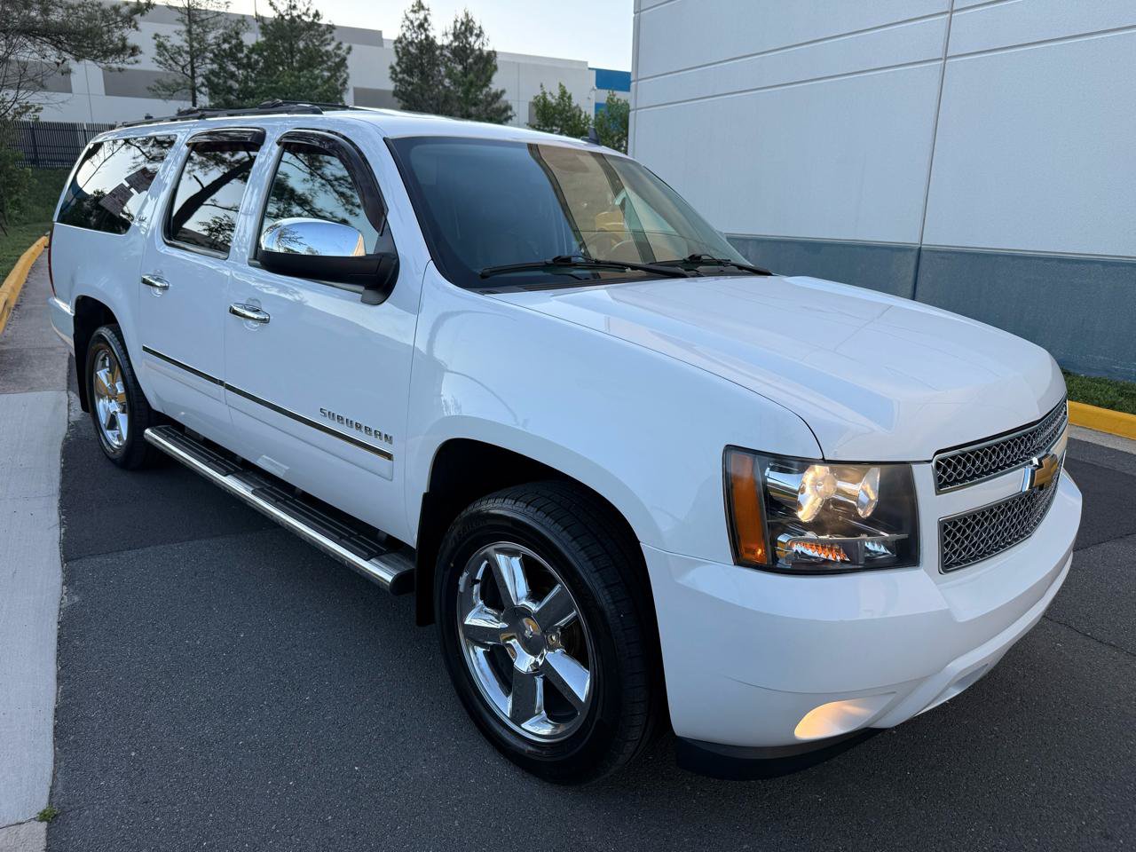 Used 2013 Chevrolet Suburban LTZ AWD/4WD image 12