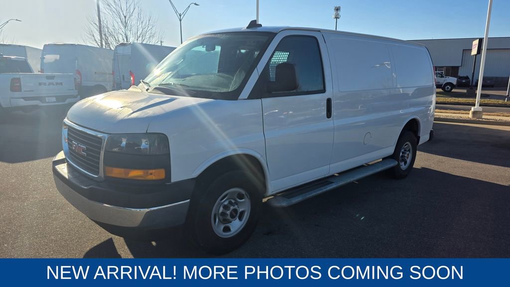 Used 2024 GMC Savana 2500 w/ Driver Convenience Package image 1