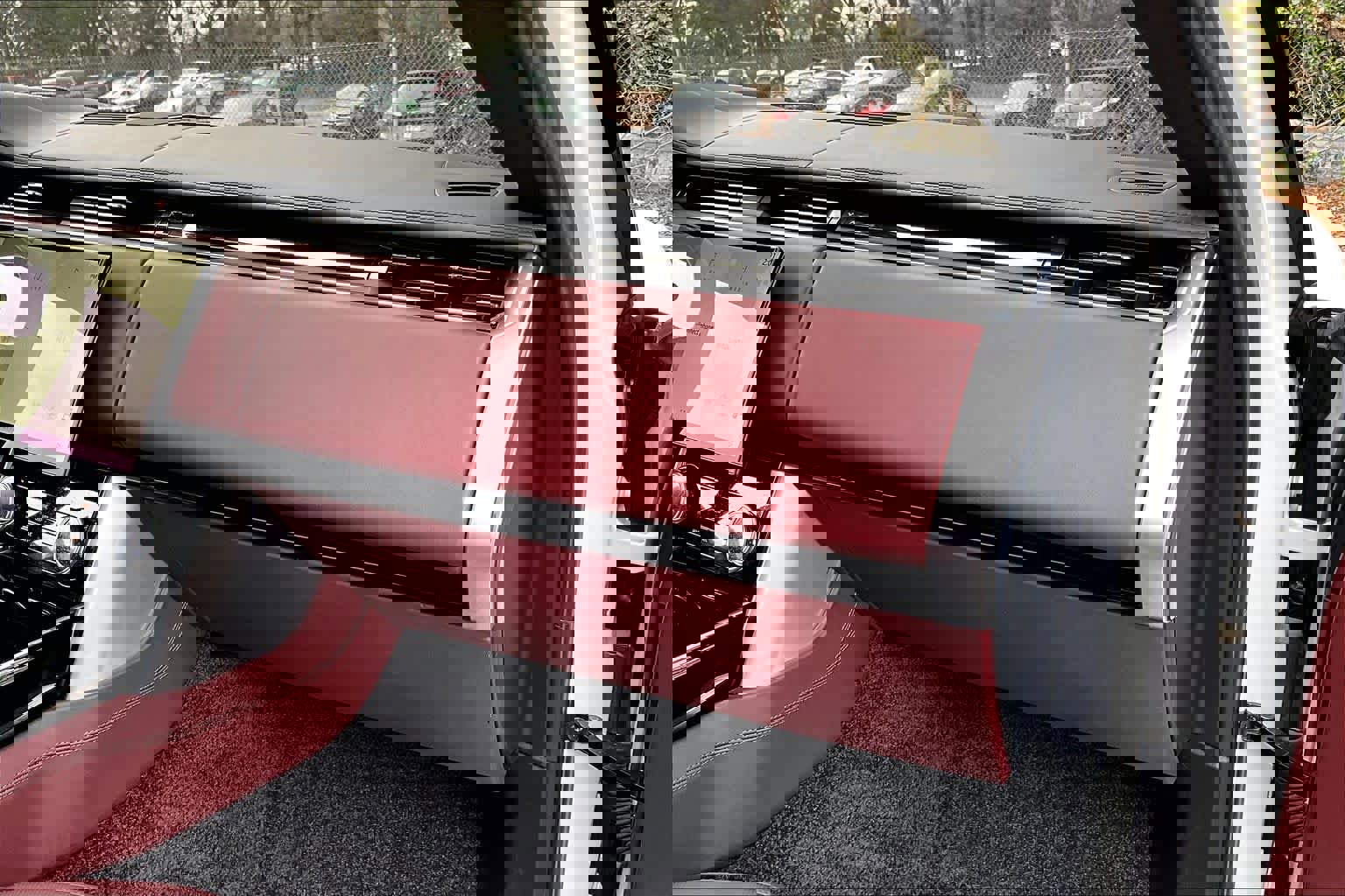 Used 2023 Land Rover Range Rover SE image 18