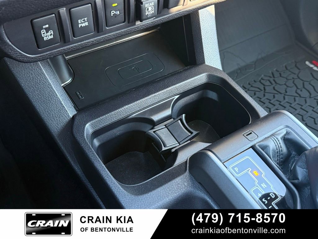 Used 2022 Toyota Tacoma TRD Pro AWD/4WD image 19