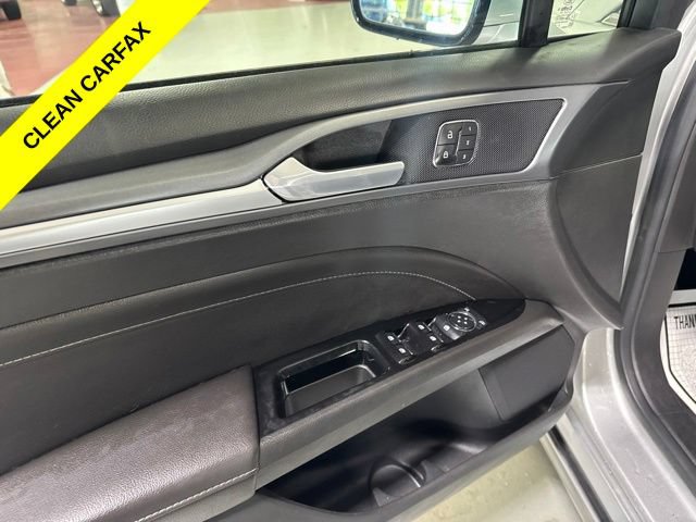 Used 2013 Ford Fusion Titanium w/ Titanium Driver Assist Pkg FWD image 13