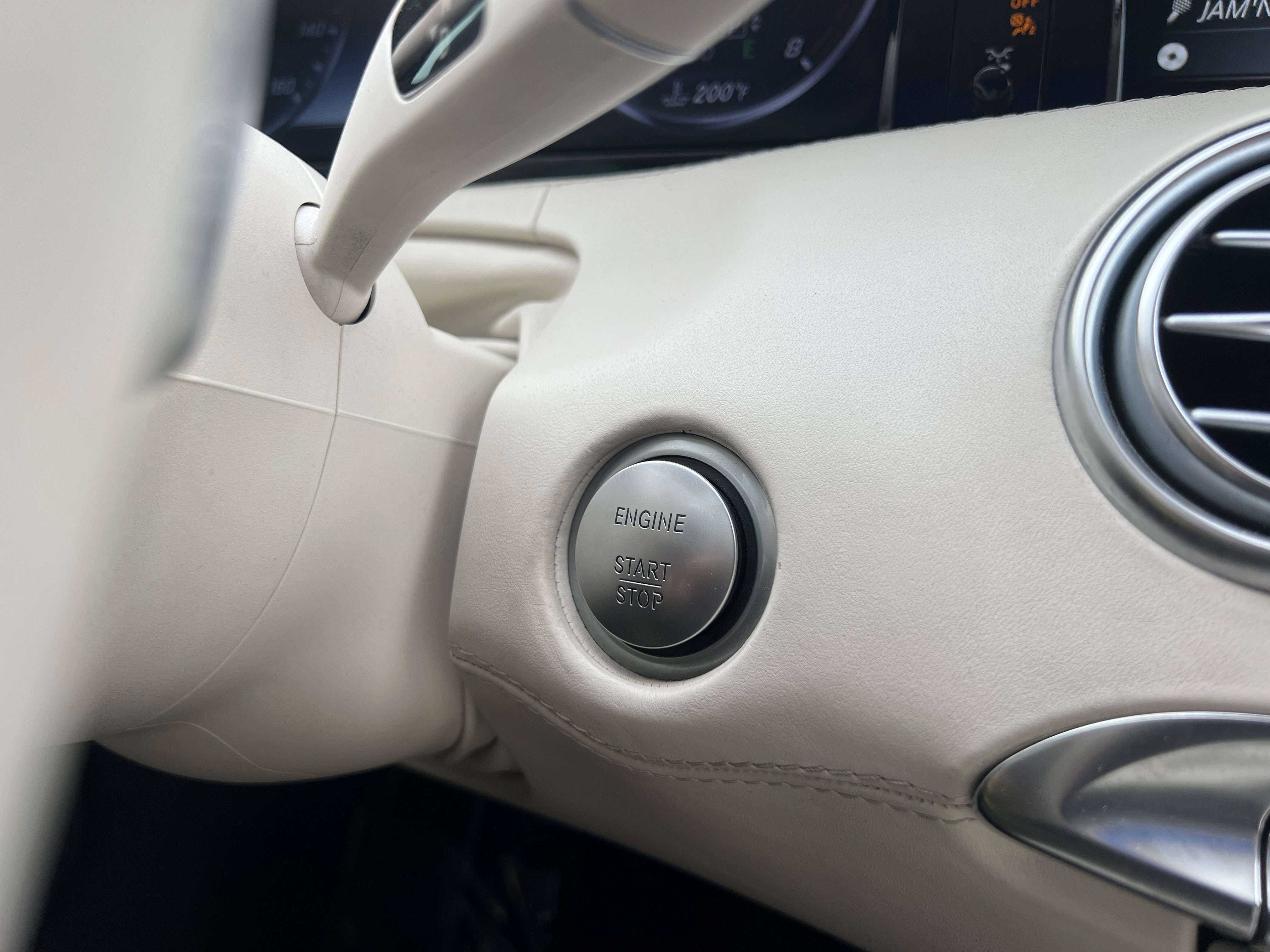 Used 2015 Mercedes-Benz S 550 4MATIC Coupe image 28