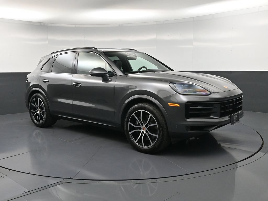 Certified 2026 Porsche Cayenne AWD/4WD image 10