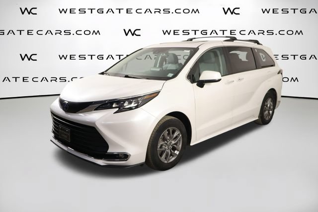 Used 2024 Toyota Sienna XLE