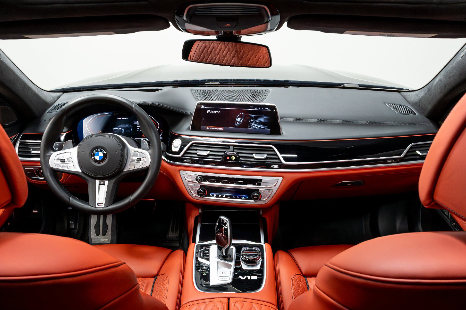 Used 2022 BMW M760i xDrive image 12