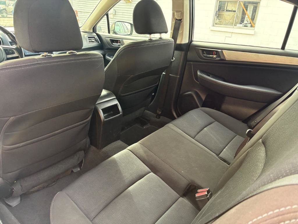 Used 2017 Subaru Legacy 2.5i Premium image 32