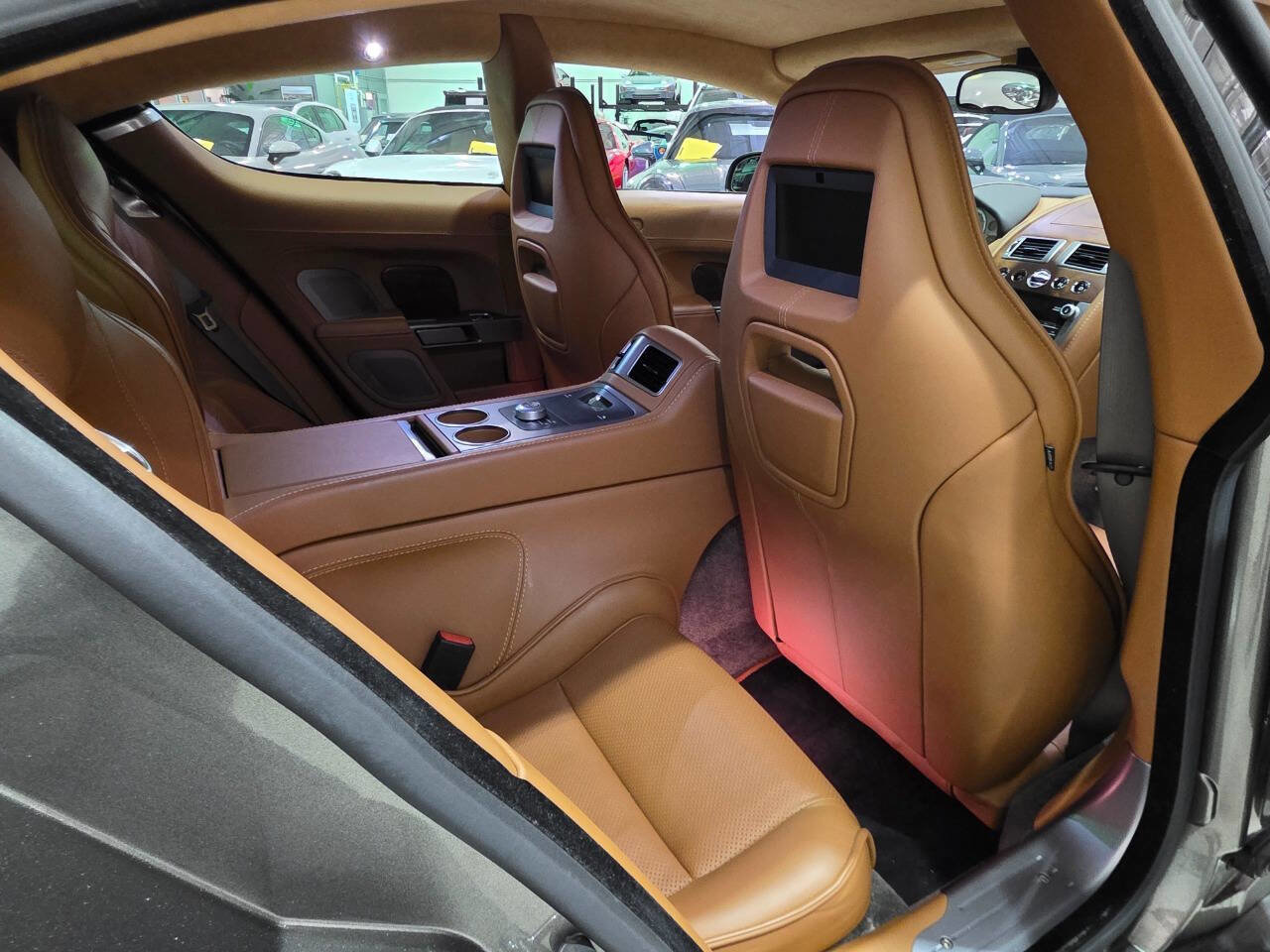 Used 2015 Aston Martin Rapide S image 40