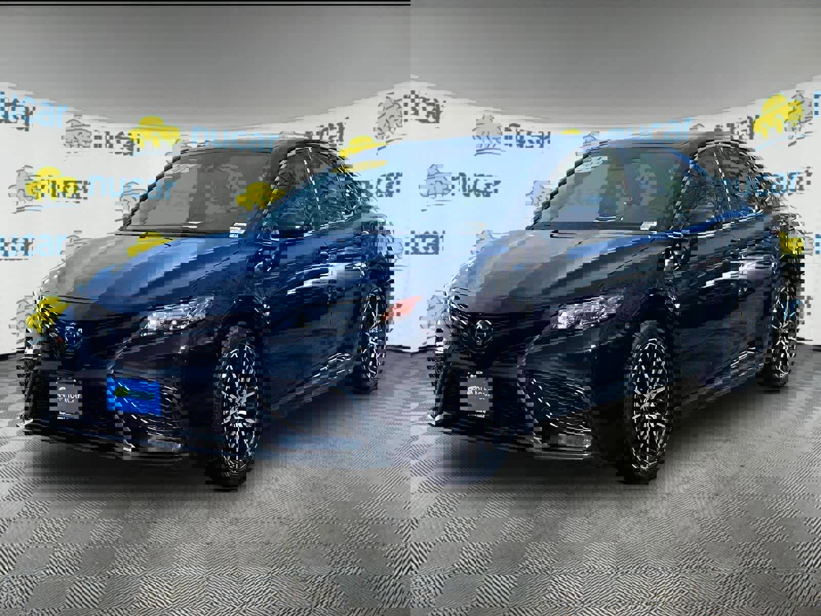 Used 2022 Toyota Camry SE AWD/4WD image 3