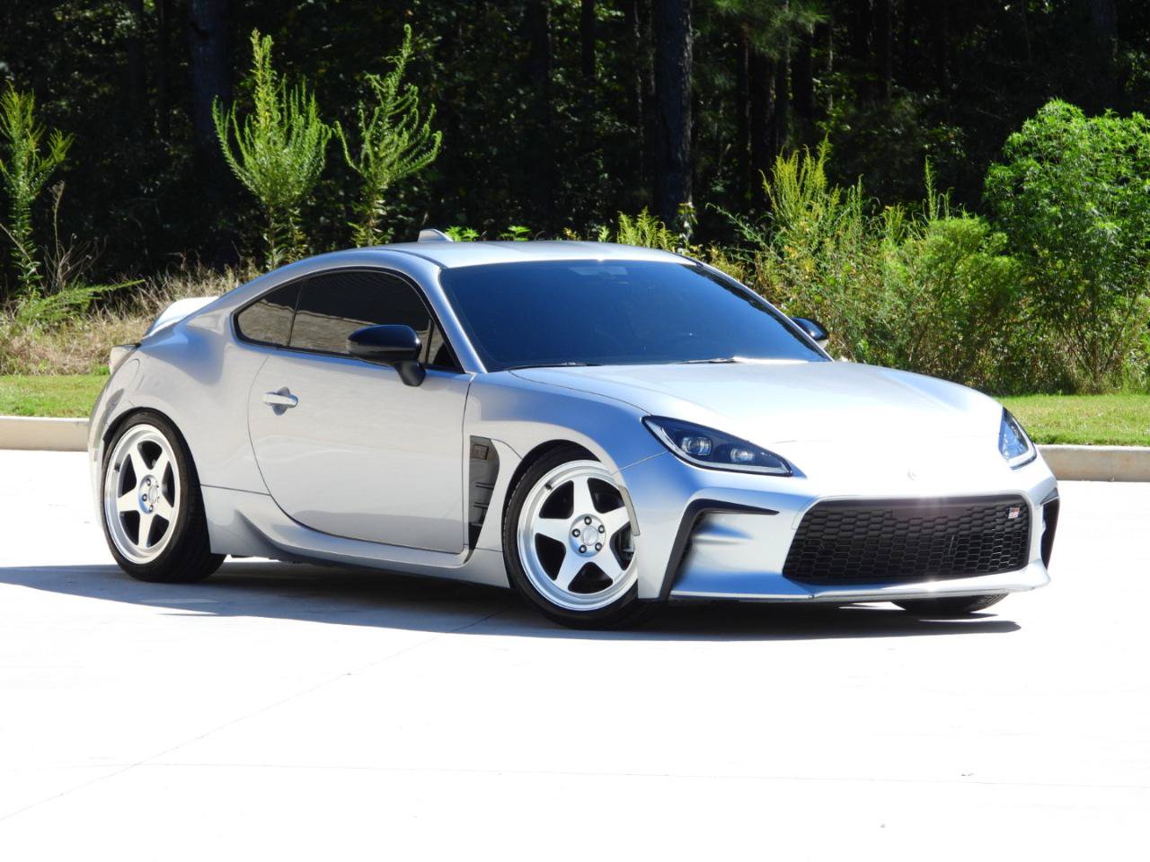 Used 2025 Toyota GR86 Premium w/ ALL Weather Mat Package (TMS) RWD image 32