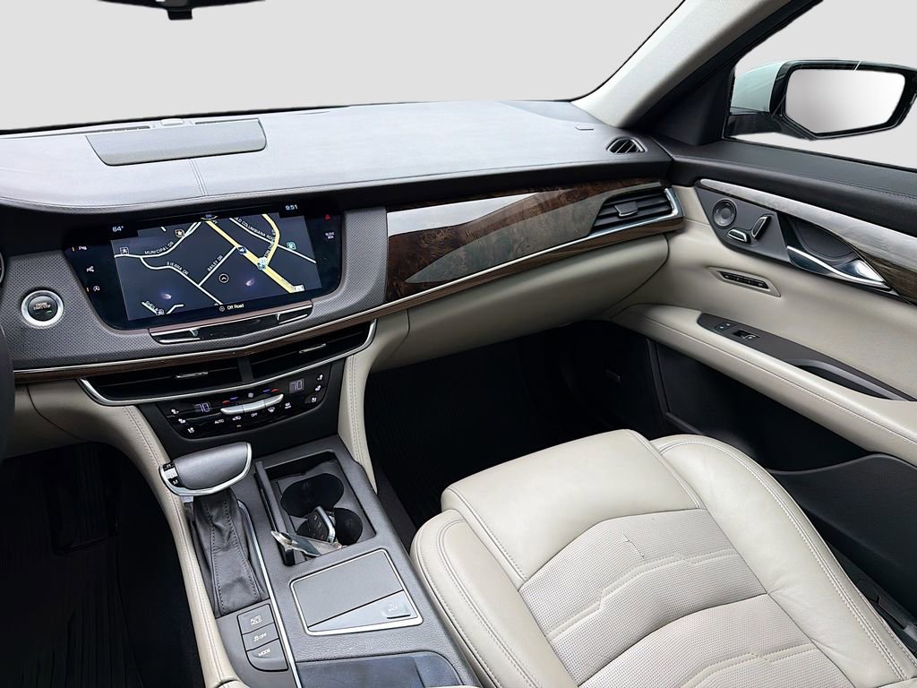 Used 2017 Cadillac CT6 Luxury image 25