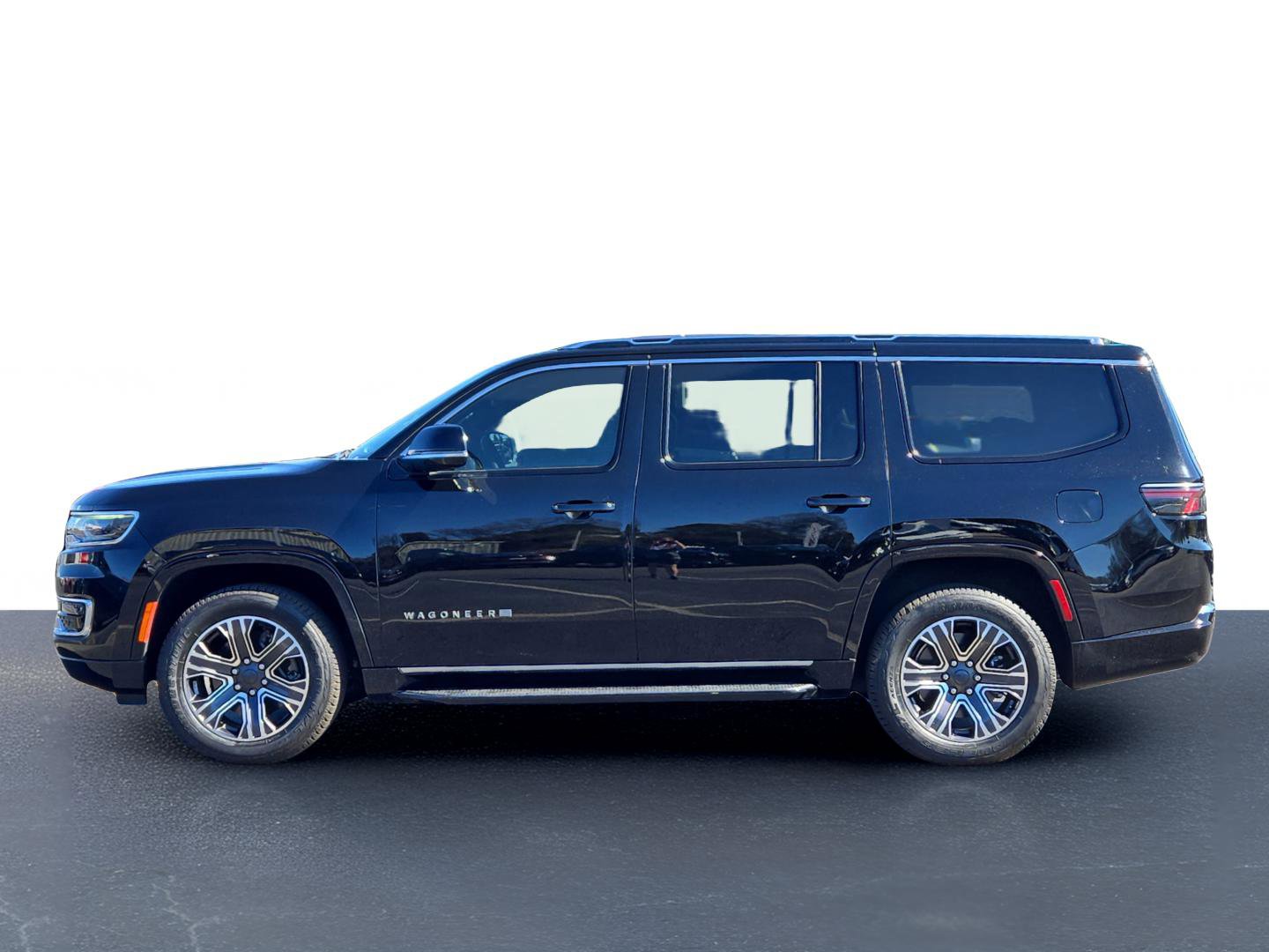 Used 2023 Jeep Wagoneer 4WD w/ Premium Group I image 12