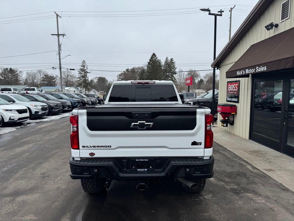 Used 2024 Chevrolet Silverado 2500 ZR2 w/ ZR2 Bison Edition image 5