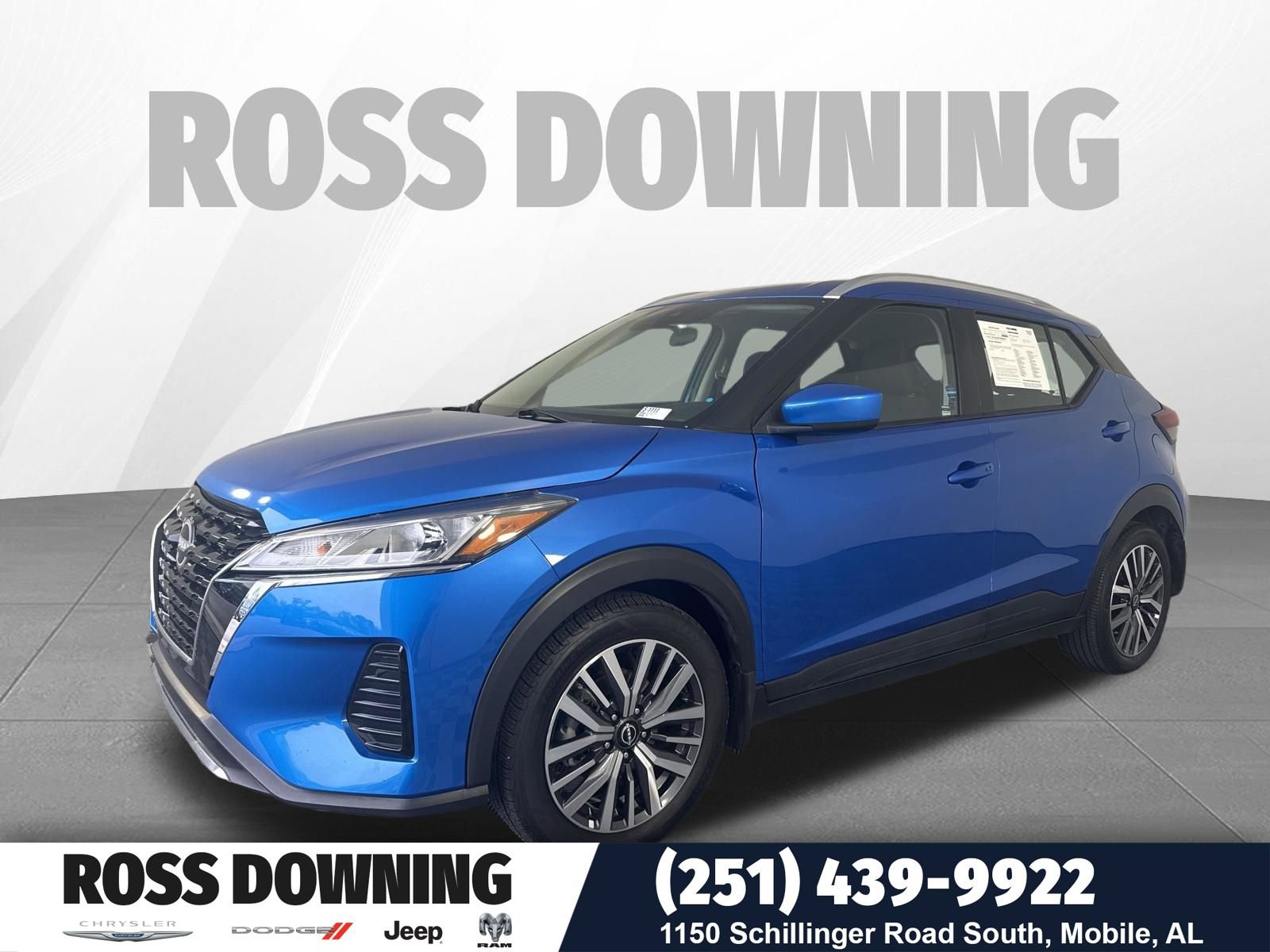 Used 2023 Nissan Kicks SV FWD image 1