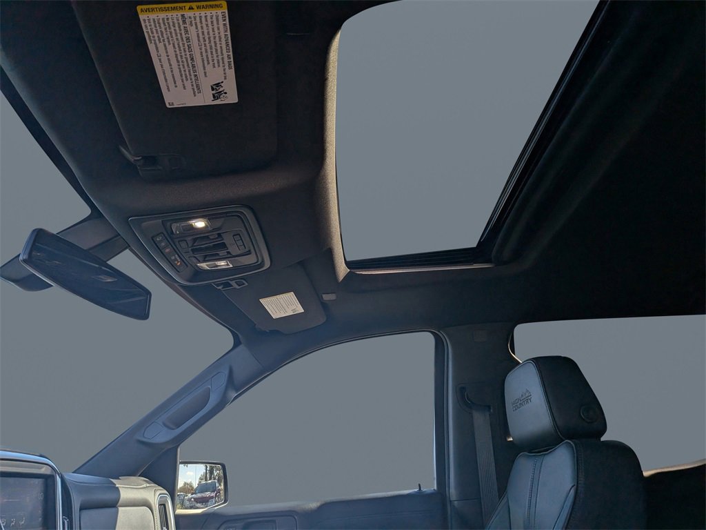 Used 2022 Chevrolet Silverado 1500 High Country w/ Z71 Off-Road Package image 19