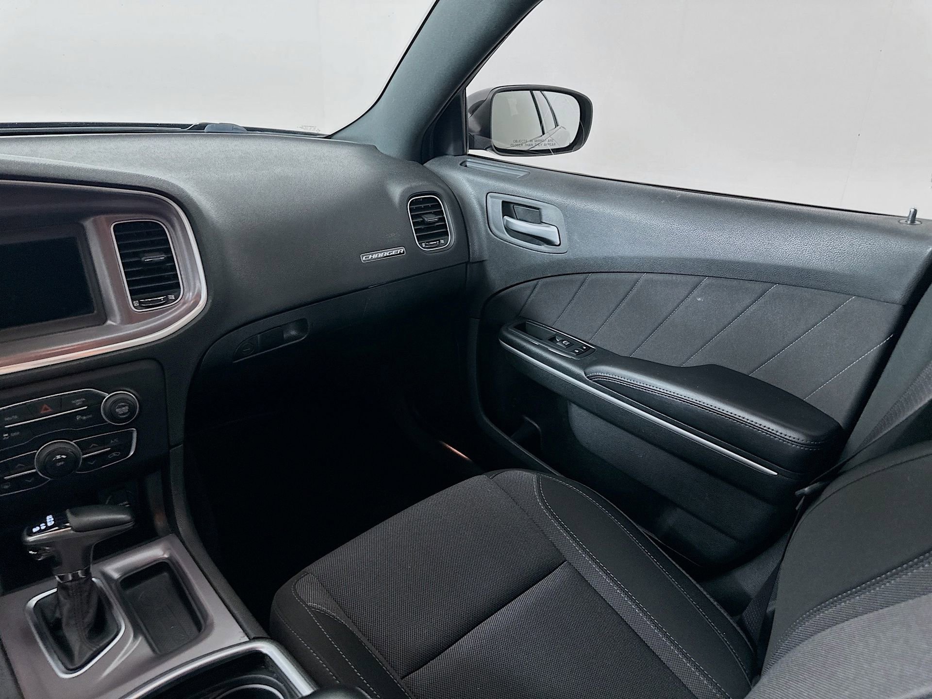 Used 2019 Dodge Charger SXT image 22