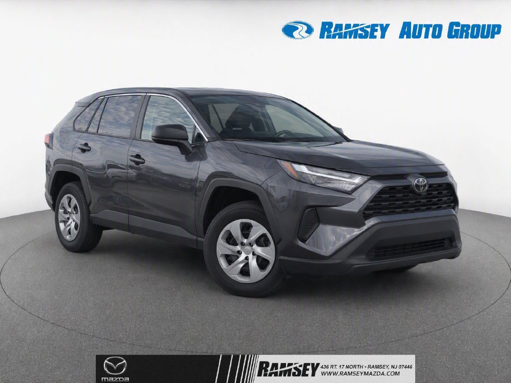 Used 2023 Toyota RAV4 LE AWD/4WD image 1