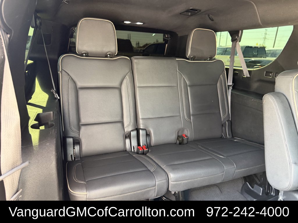 Used 2023 Chevrolet Suburban Premier RWD image 34