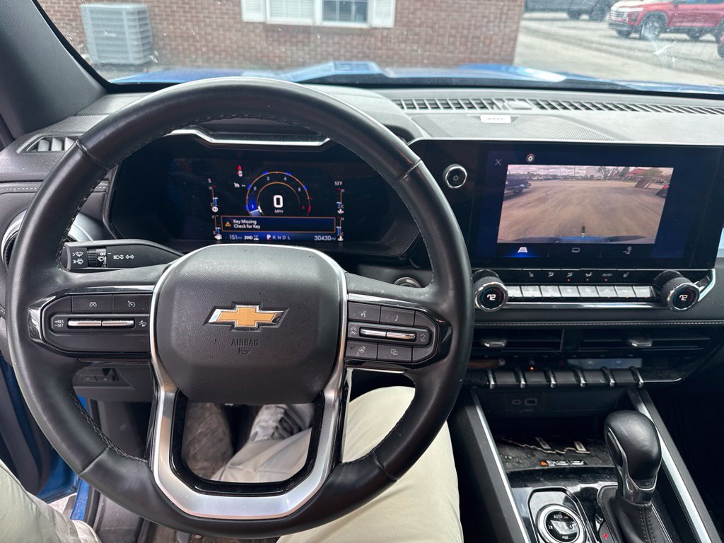 Used 2023 Chevrolet Colorado LT w/ LT Convenience Package III AWD/4WD image 7