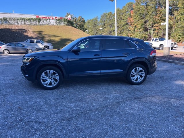 Used 2020 Volkswagen Atlas Cross Sport SEL image 38