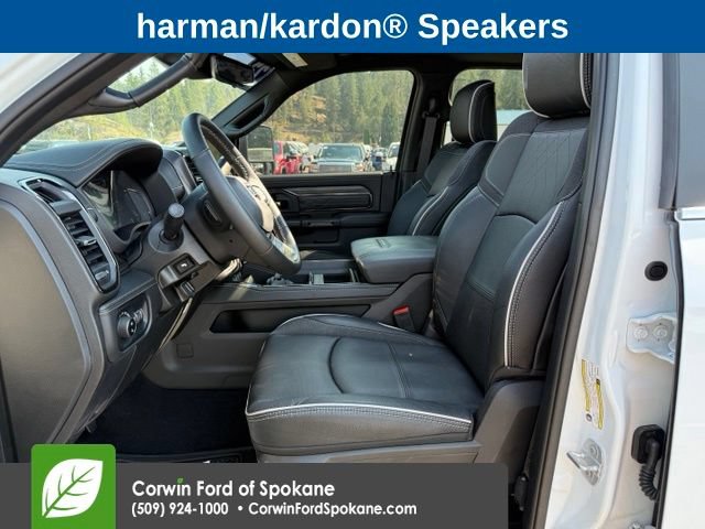 Used 2025 RAM 2500 Limited AWD/4WD image 2