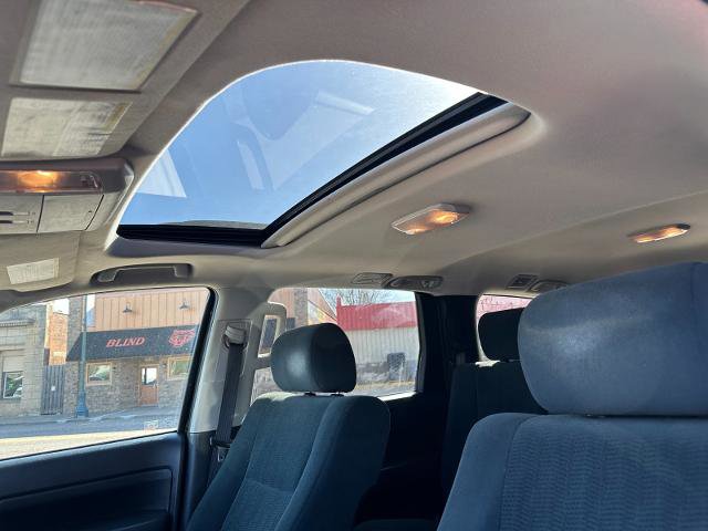 Used 2017 Toyota Sequoia SR5 w/ Sport Appearance Package AWD/4WD image 17