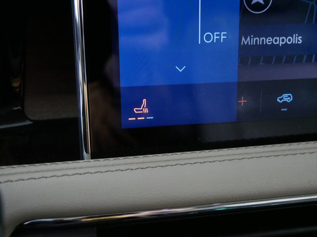 Used 2023 Lincoln Corsair Reserve w/ Jet Appearance Package image 27