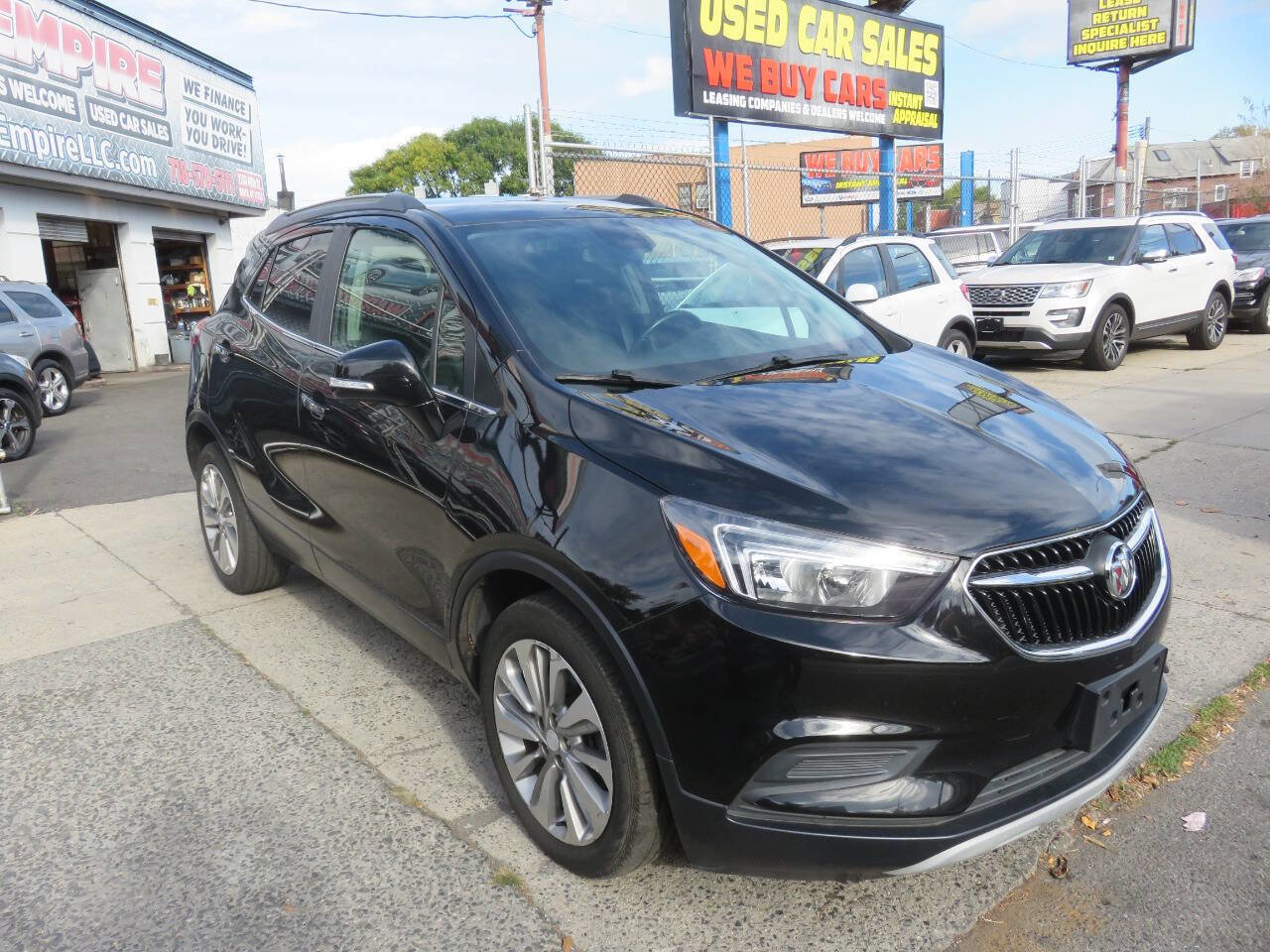 Used 2019 Buick Encore Preferred image 2