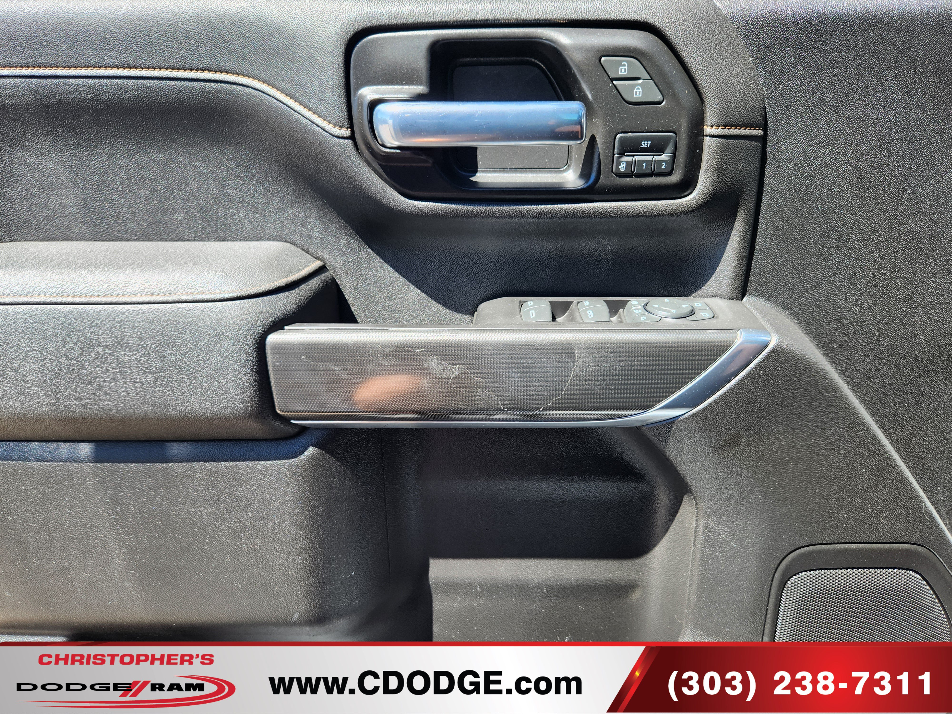 Used 2021 GMC Sierra 2500 AT4 AWD/4WD image 15