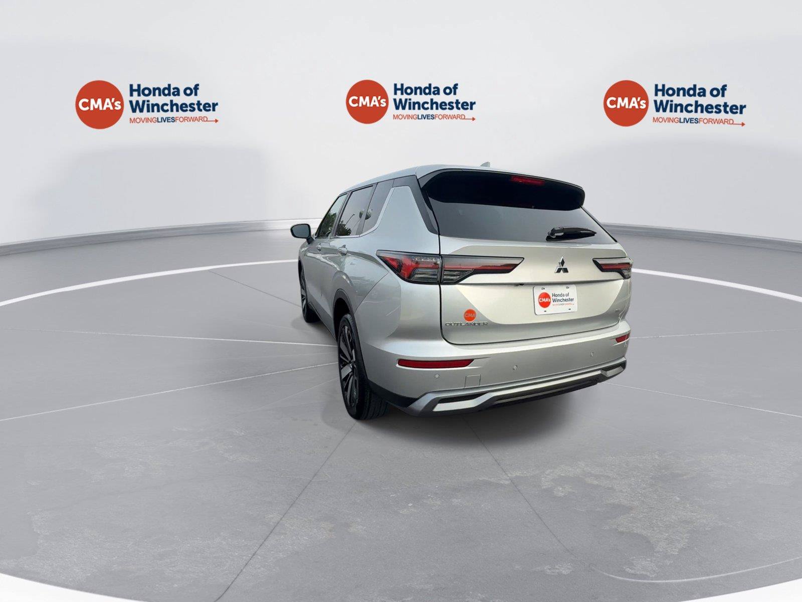 Used 2025 Mitsubishi Outlander SE AWD/4WD image 6
