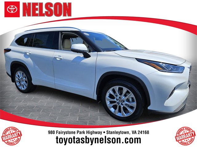 New 2025 Toyota Highlander Limited image 1