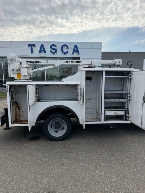 Used 2019 Ford F450 XL w/ Power Equipment Group image 17