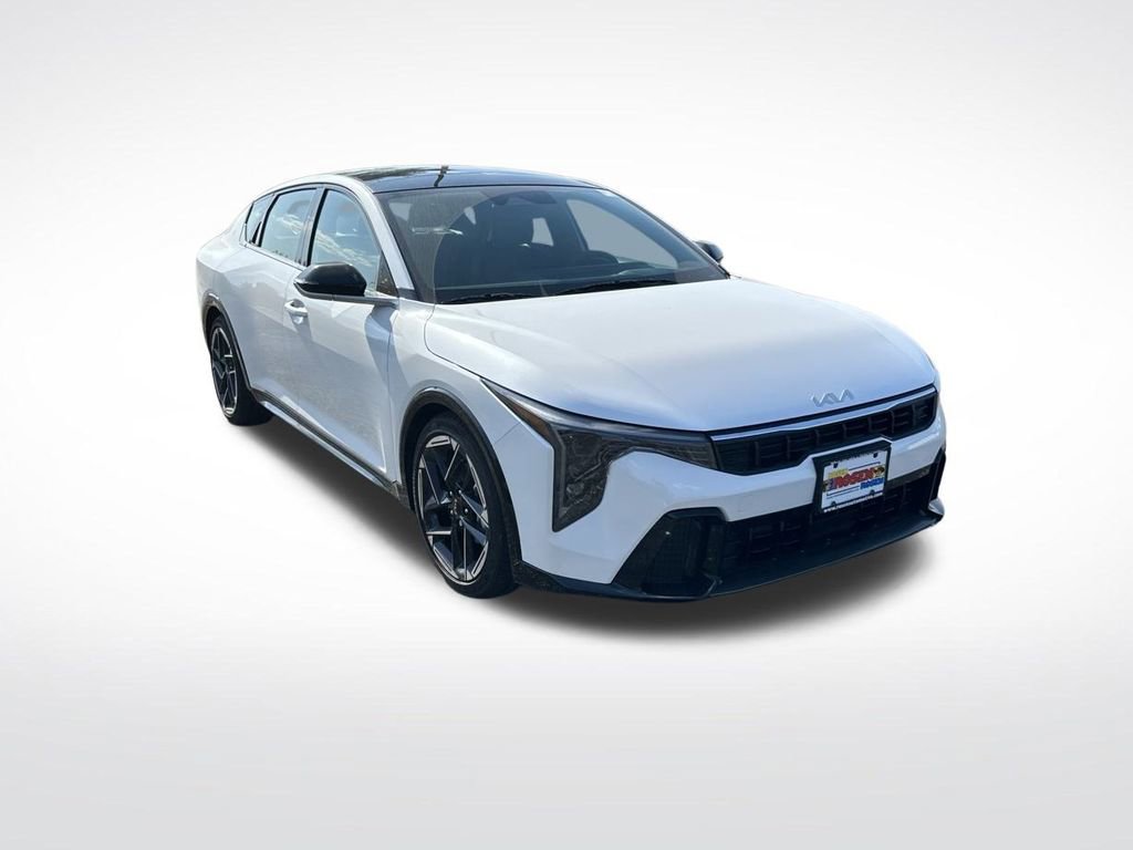 New 2025 Kia K4 GT-Line image 7