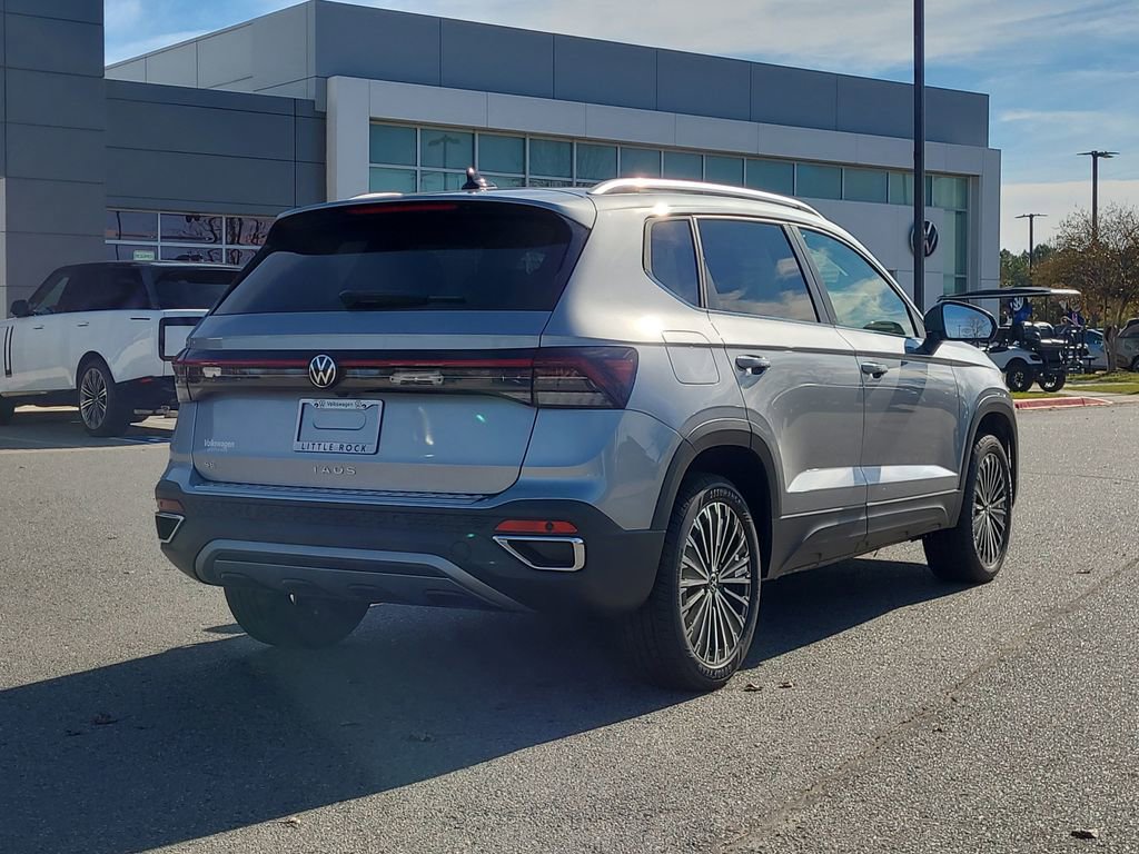 New 2026 Volkswagen Taos SE image 5