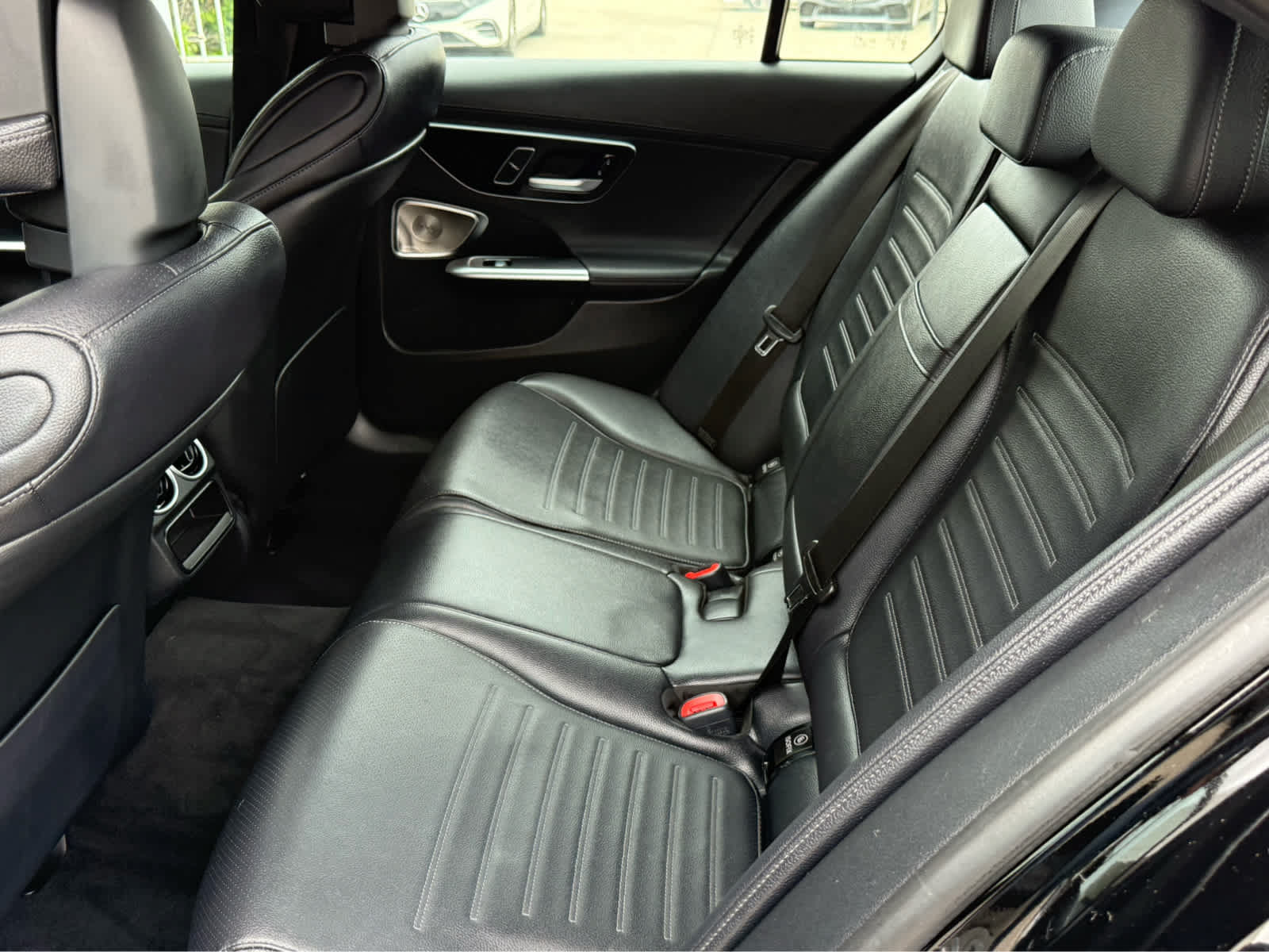 Used 2024 Mercedes-Benz C 300 Sedan image 38