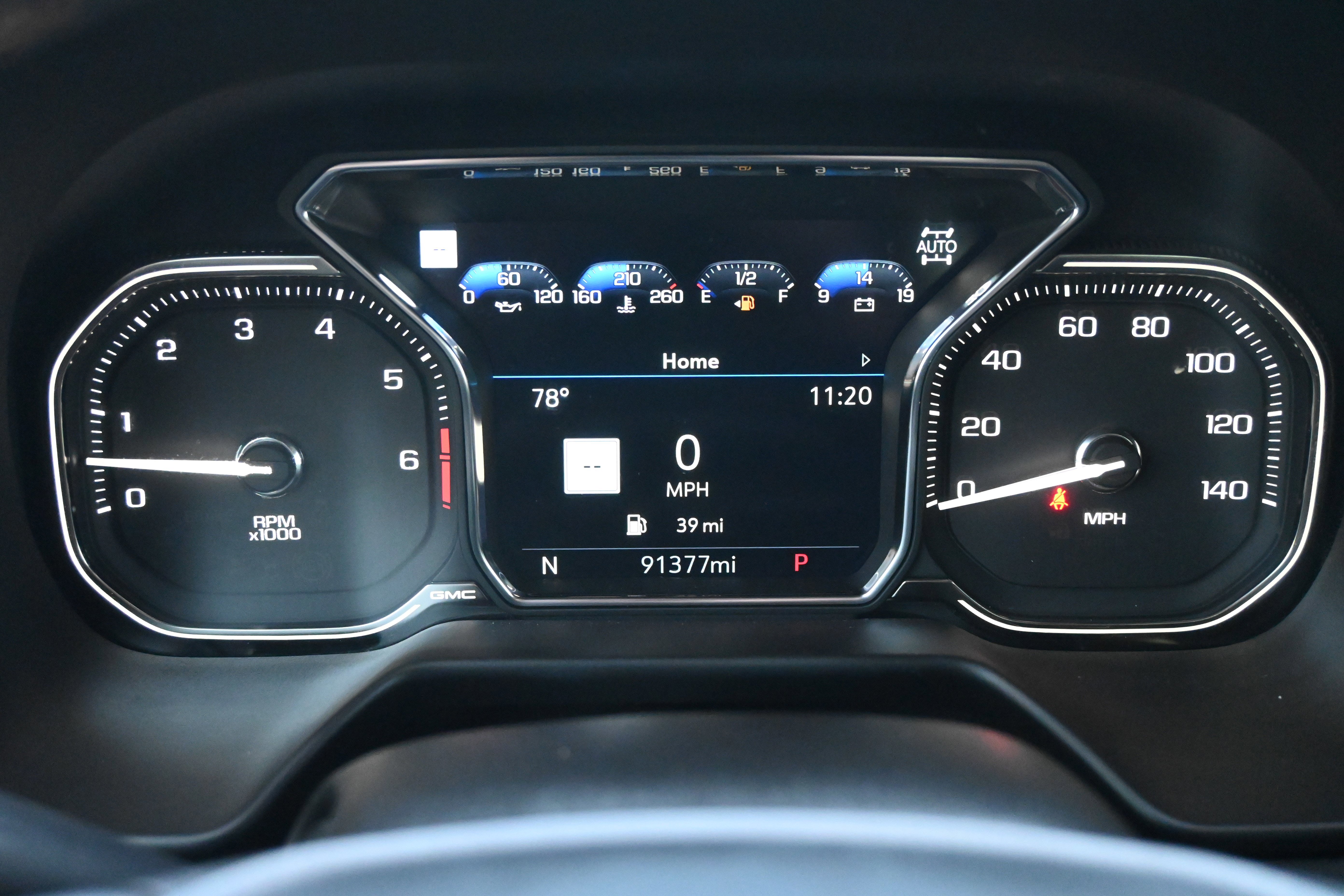 Used 2021 GMC Yukon XL AT4 w/ Rear Media and Nav Package AWD/4WD image 20