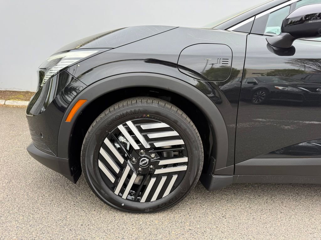 New 2026 Nissan Leaf SV+ w/ Floor Mat Package (SV+) image 12