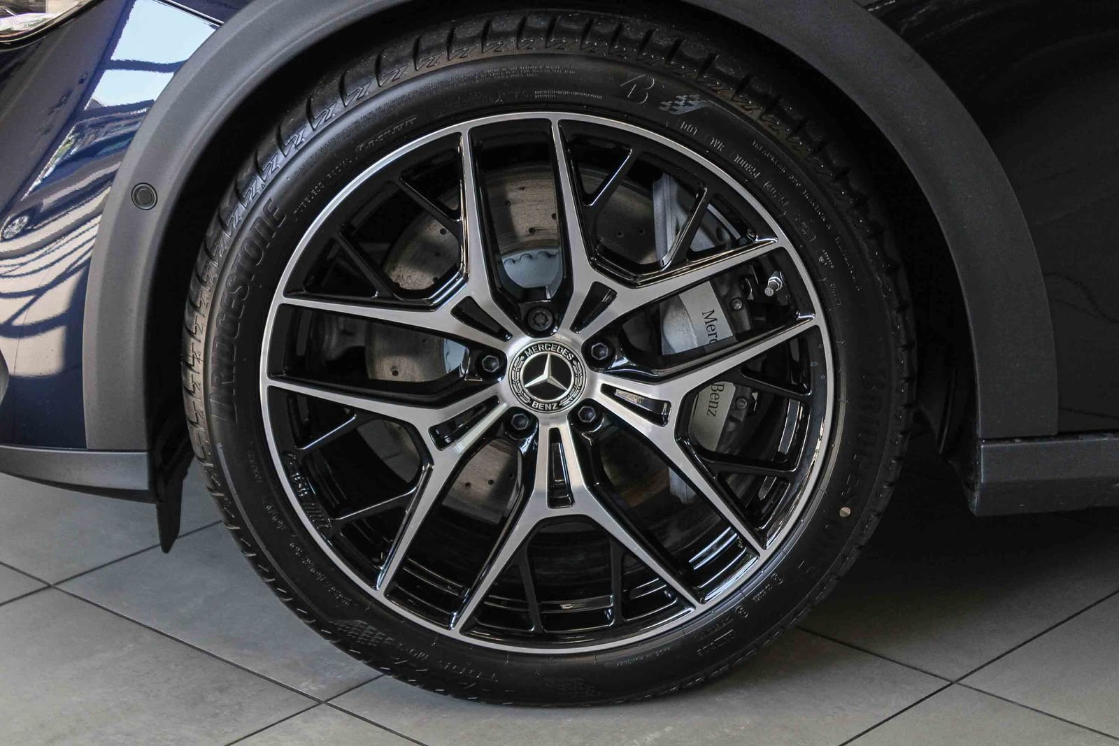 New 2026 Mercedes-Benz E 450 4MATIC All-Terrain Wagon image 9