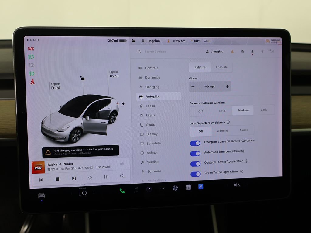 Used 2020 Tesla Model Y Long Range image 49