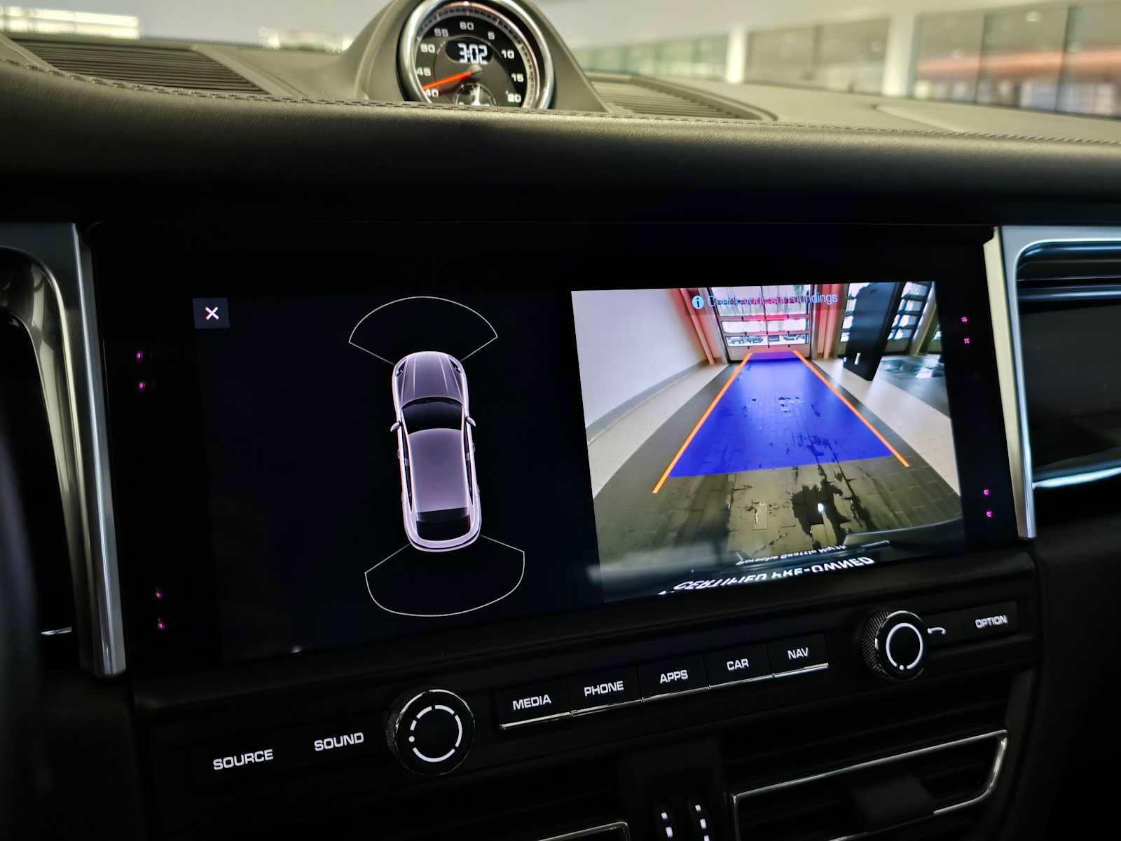 Used 2021 Porsche Macan S image 29