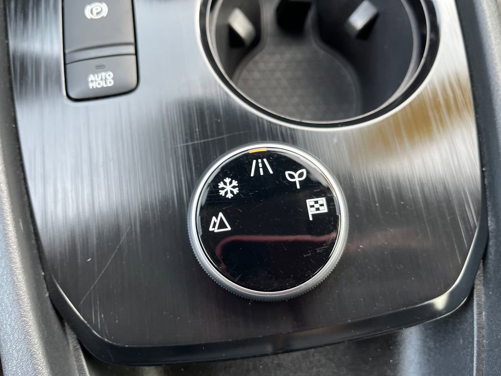 Used 2023 Nissan Rogue SV image 25