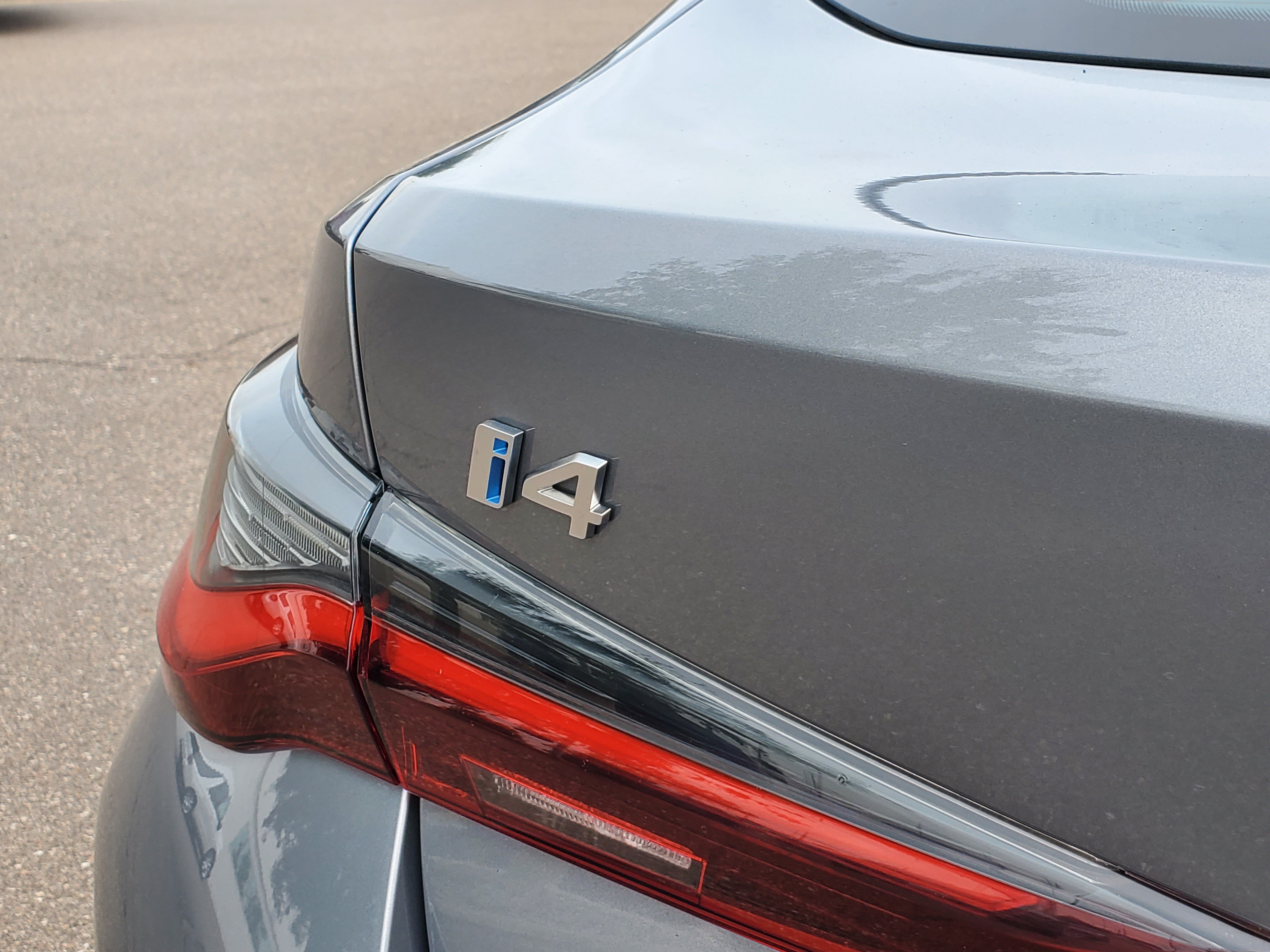Used 2023 BMW i4 eDrive35 w/ Premium Package RWD image 37