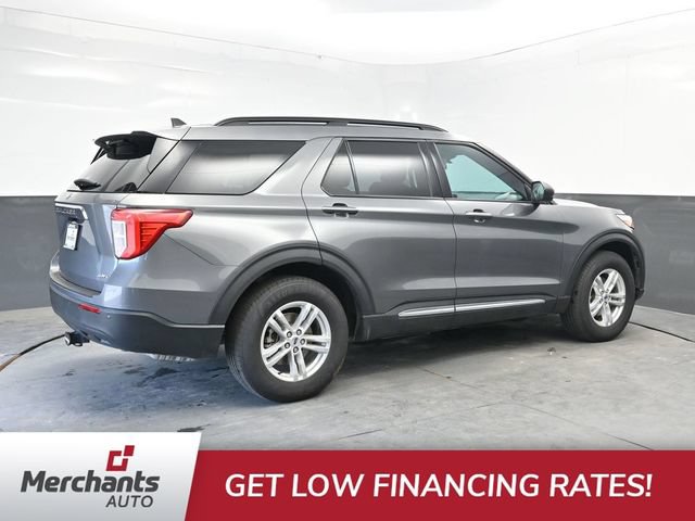 Used 2023 Ford Explorer XLT AWD/4WD image 8