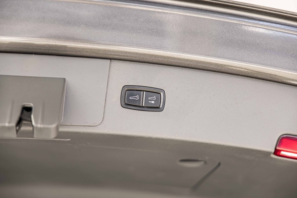 Used 2021 Porsche Cayenne GTS image 17