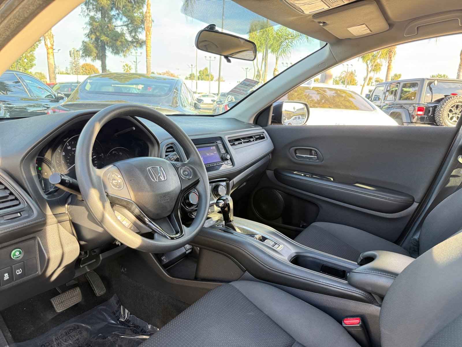 Used 2021 Honda HR-V LX image 15