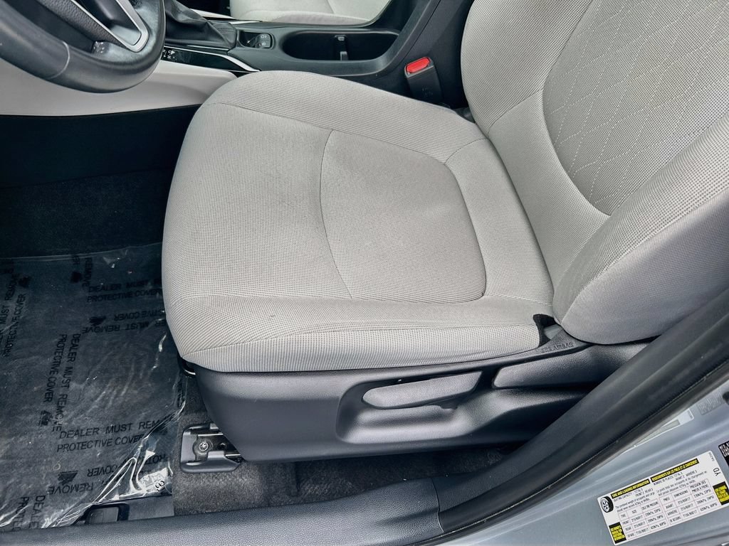 Used 2023 Toyota Corolla Cross LE FWD image 18