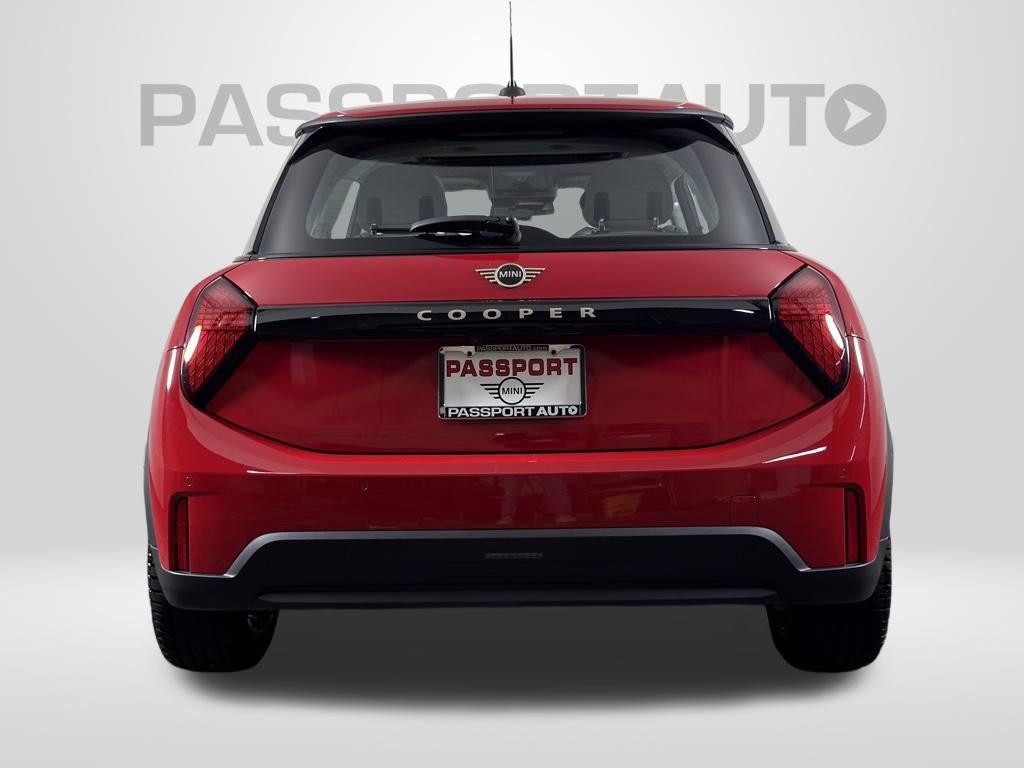 Certified 2025 MINI Cooper 2-Door Hardtop FWD image 8