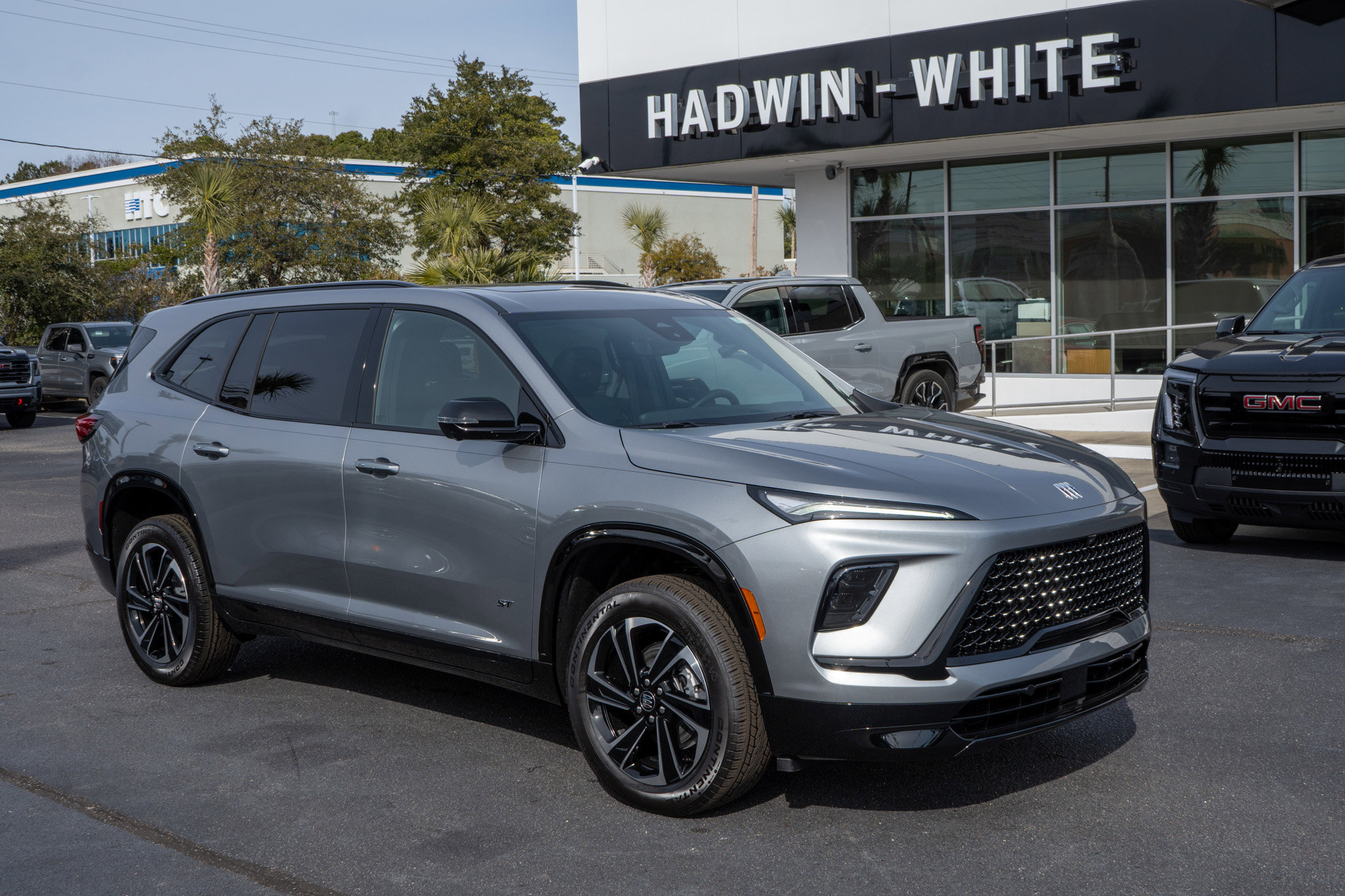 New 2026 Buick Enclave Sport Touring w/ Power Package